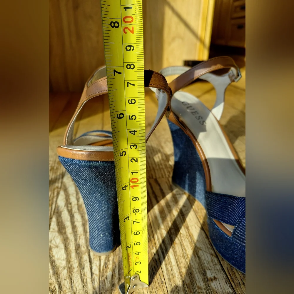 Guess Women's Denim Wedge Sandals Size 9m - Picture 6 of 6